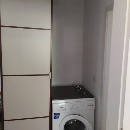 Schoene In Apartment