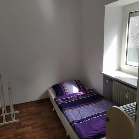 Schoene In * Becheln