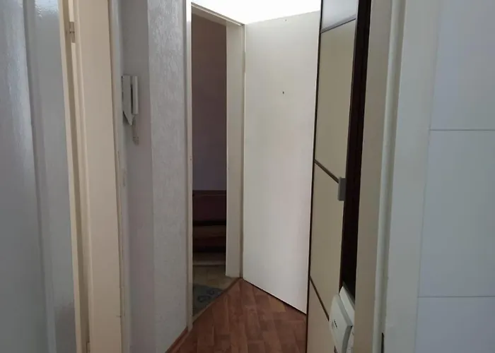 Schoene In * Becheln